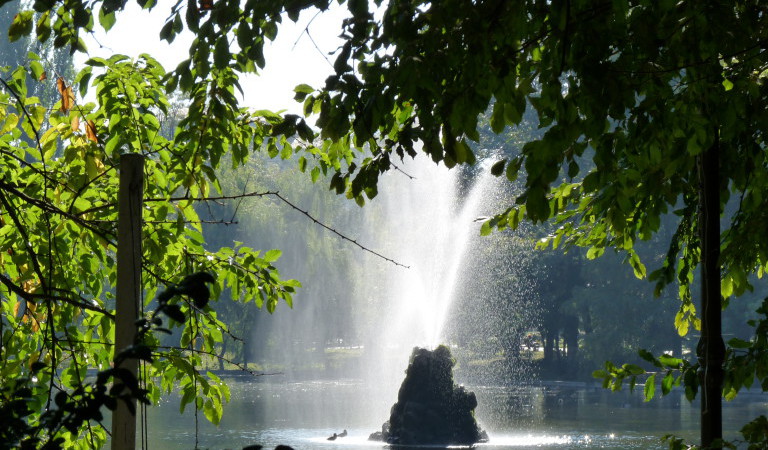 el parque Cismigiu Bucarest