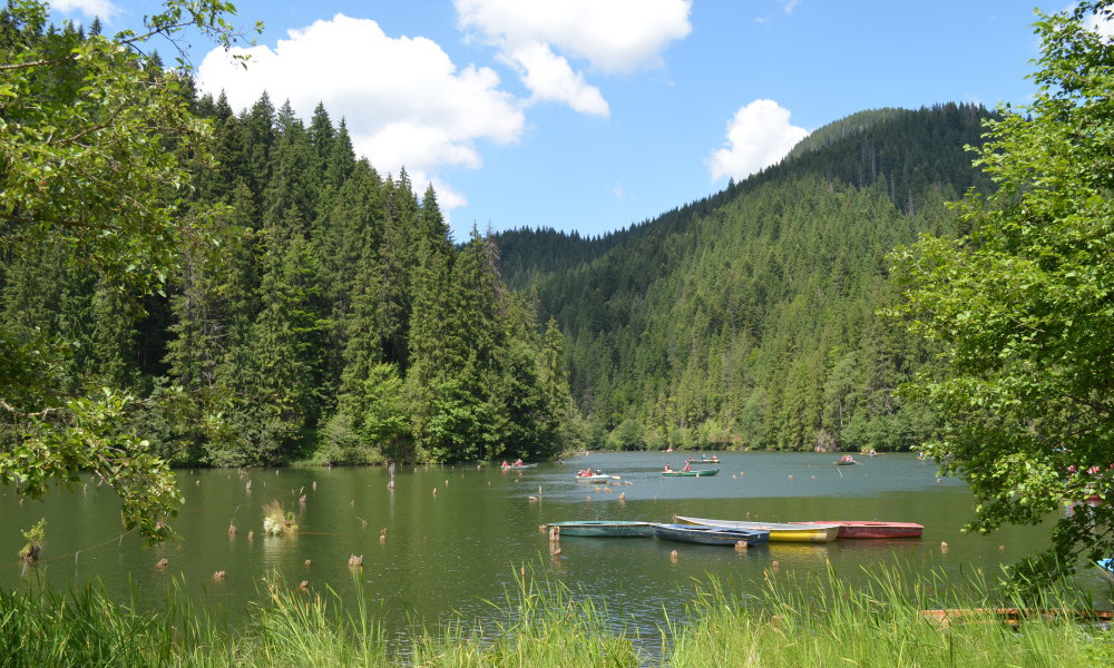 El lago Rojo Transilvania