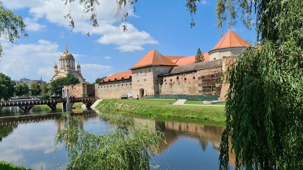 transilvania turismo fortaleza fagaras transilvania turismo fortaleza fagaras